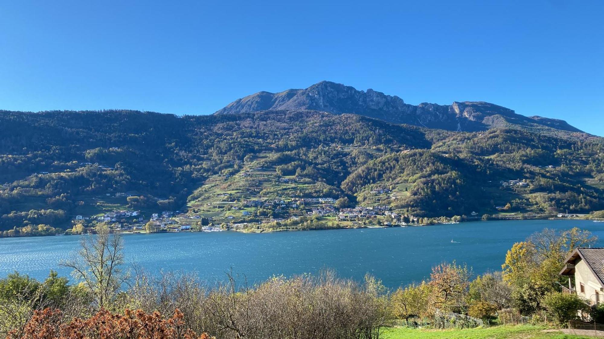 Lake Apartment Ischia White Tenna Ngoại thất bức ảnh